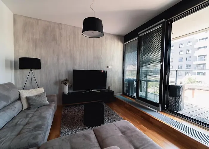 Prague Marina River View Apartment Close To City Centre Free Parking